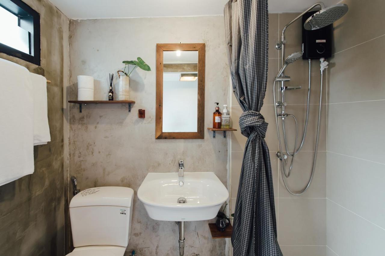Double Room Private Bathroom